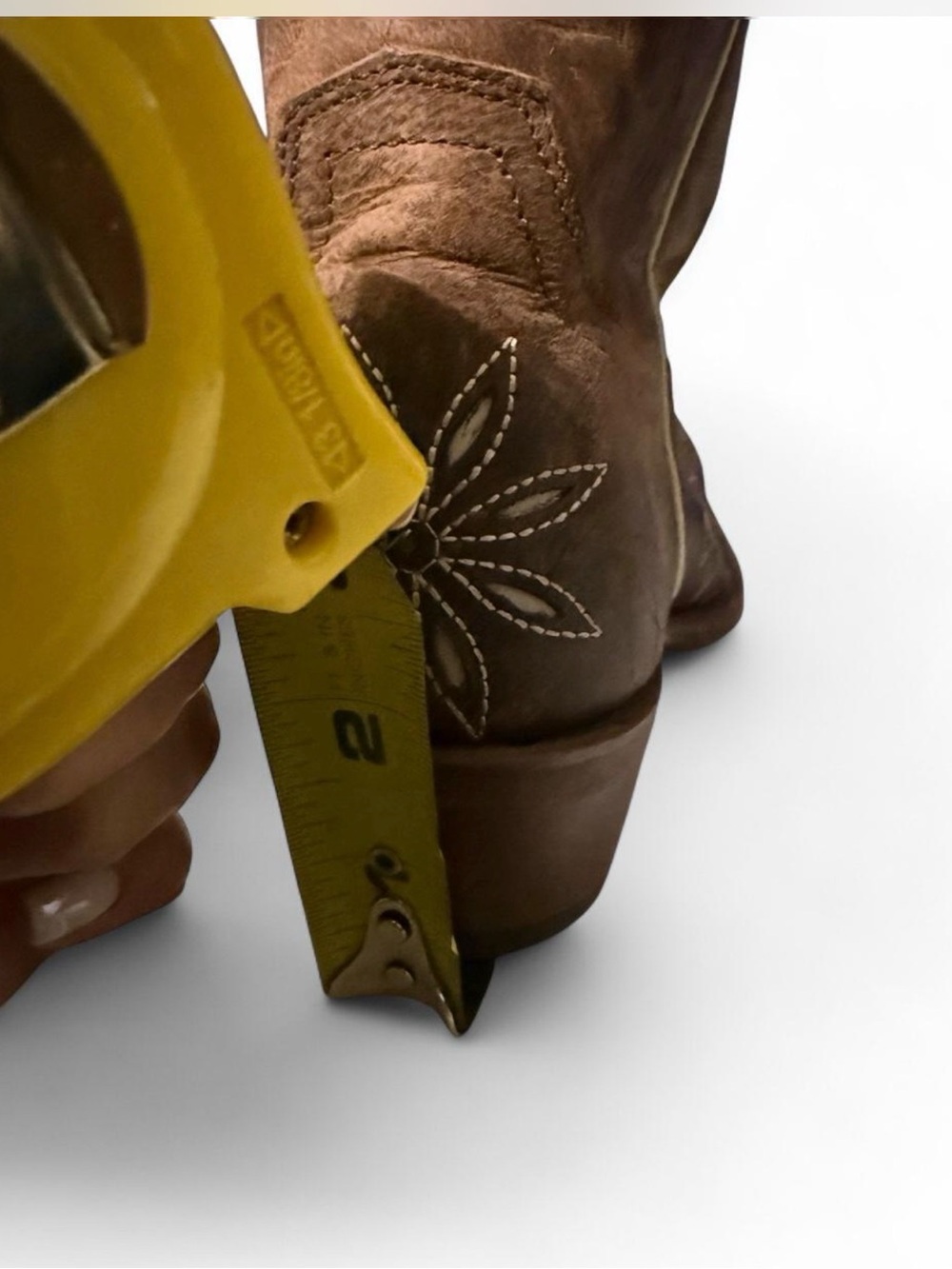 Shyanne Brown Floral Embroidered Western boots - Picture 7 of 7